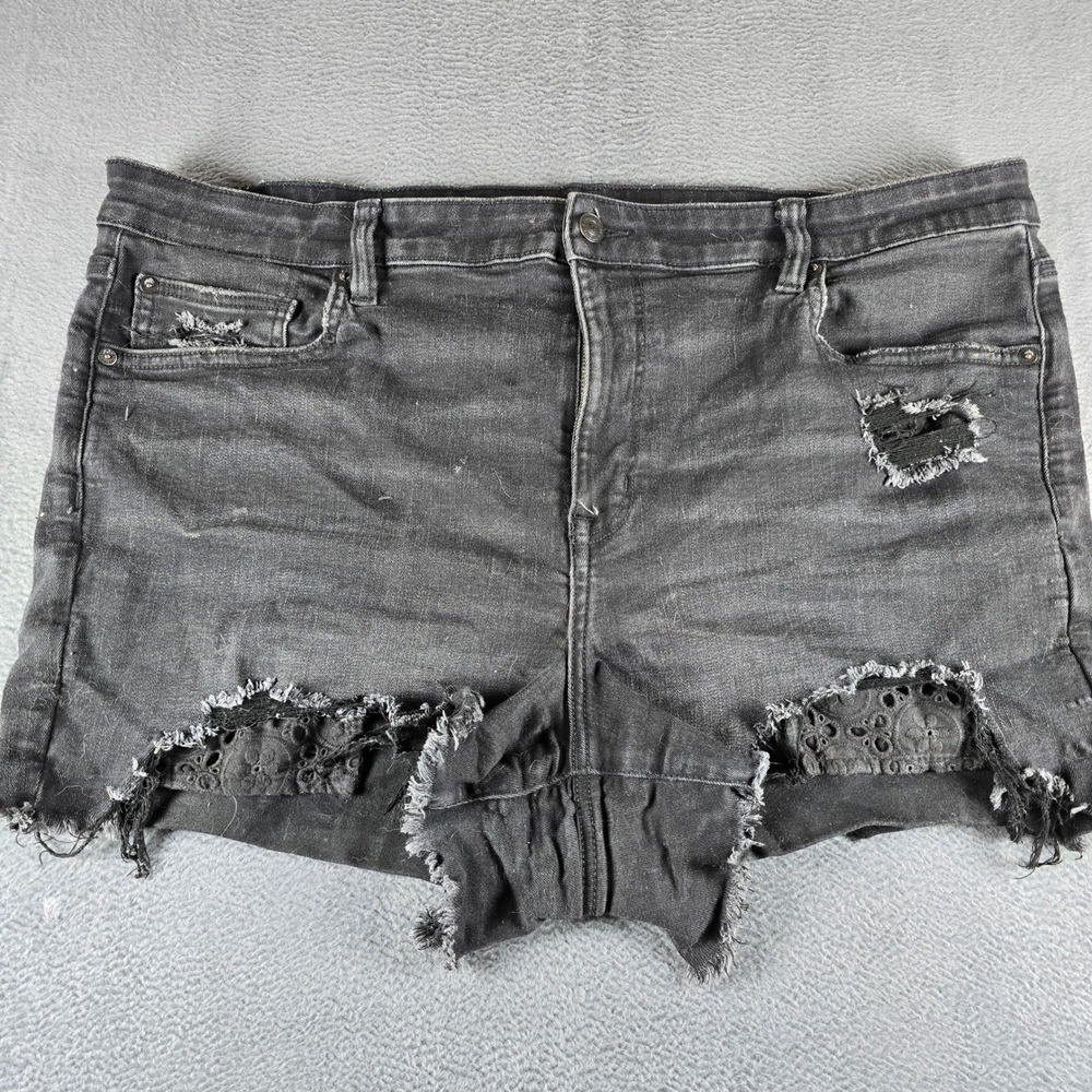 American Eagle Next Level Stretch Black Distressed Eyelet Denim Shorts Size 20